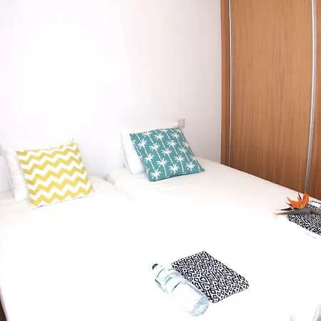 Oporto Surf Lodge *